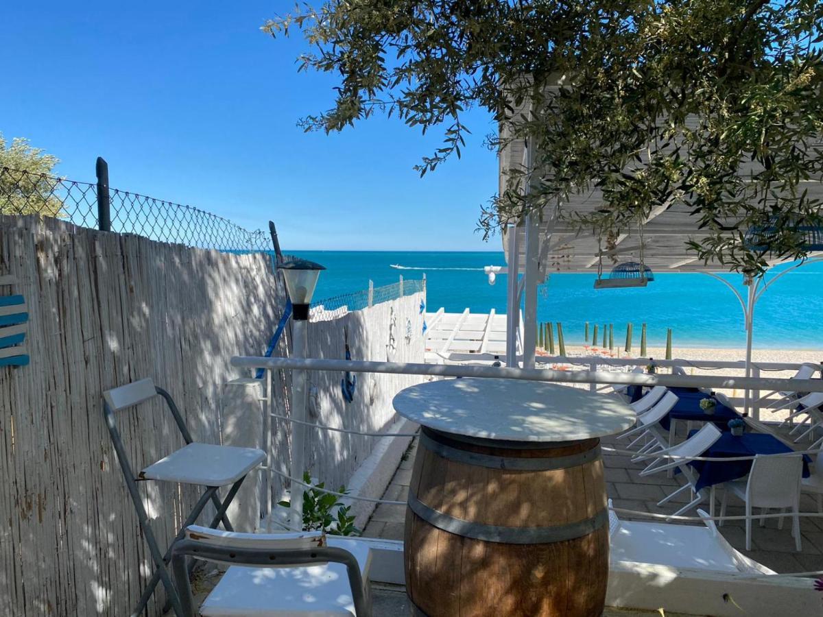 B&B Direttamente Sul Mare Da Antonino Mattinata Exterior foto