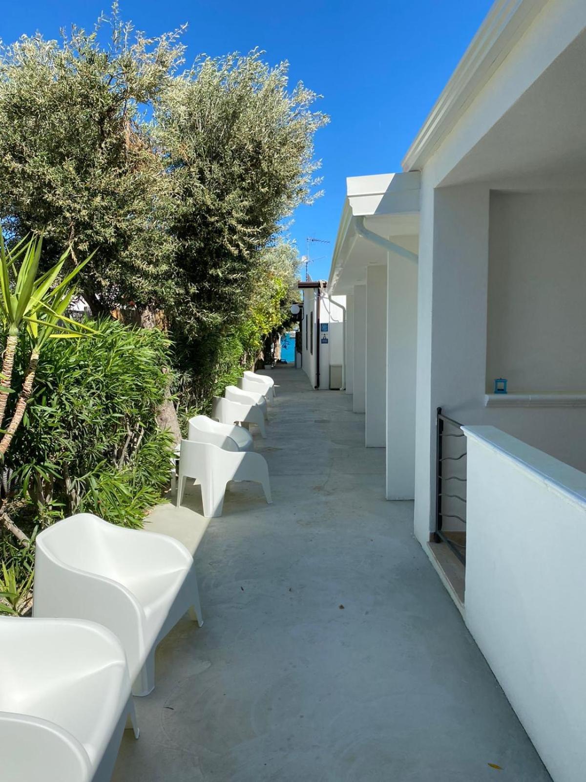 B&B Direttamente Sul Mare Da Antonino Mattinata Exterior foto